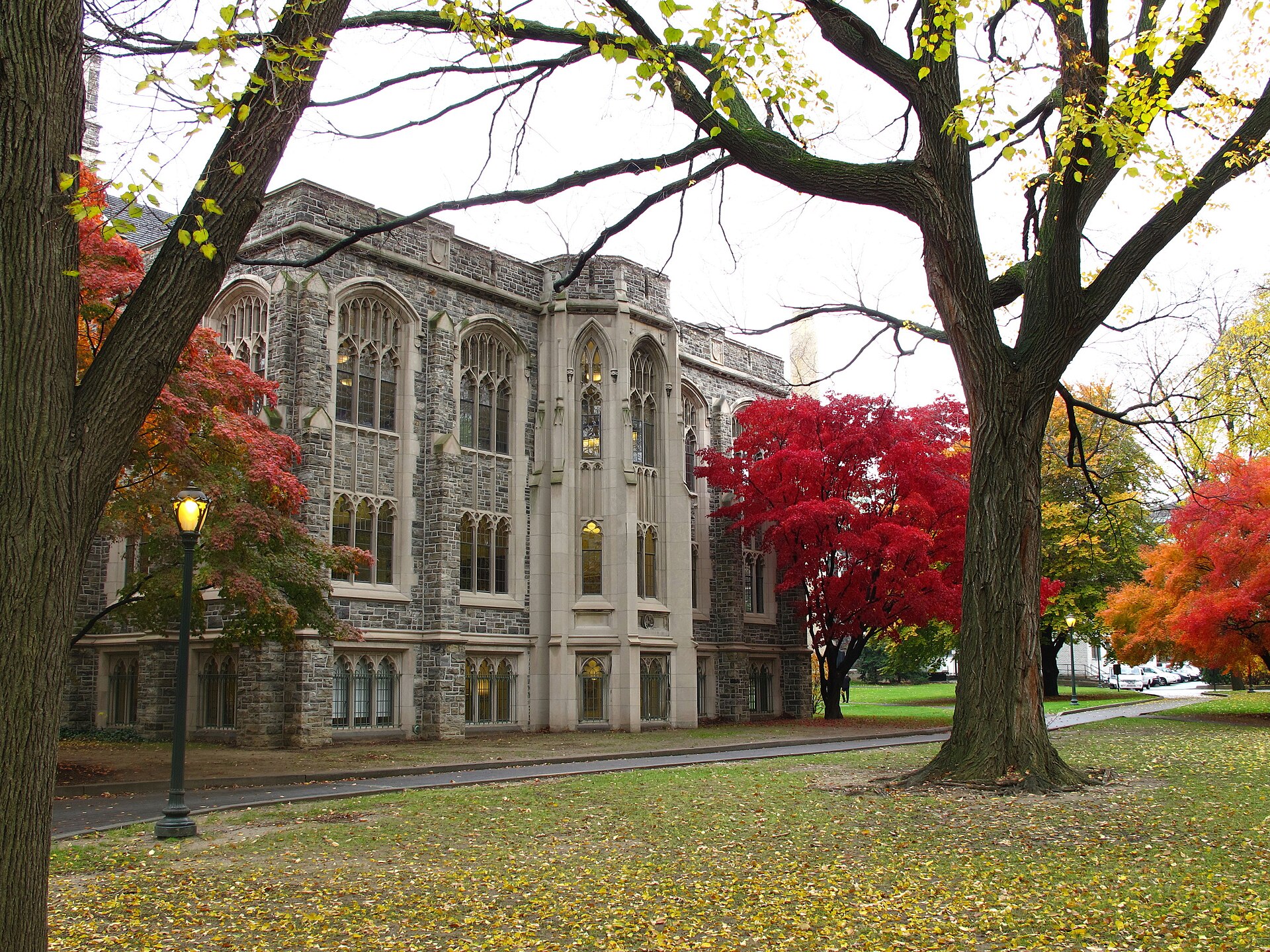 Кампус Fordham University