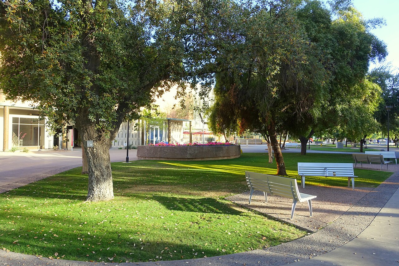 Зелёные дворы кампуса Arizona State
