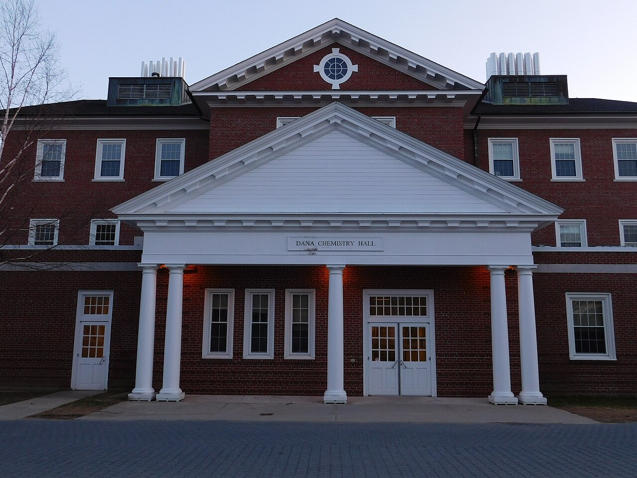 Историческое здание кампуса Bates College