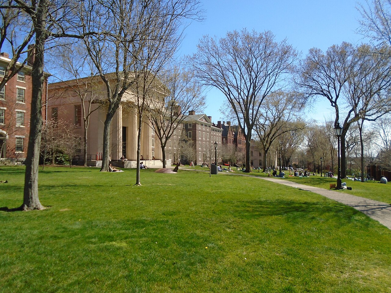 College Green в кампусе Брауна
