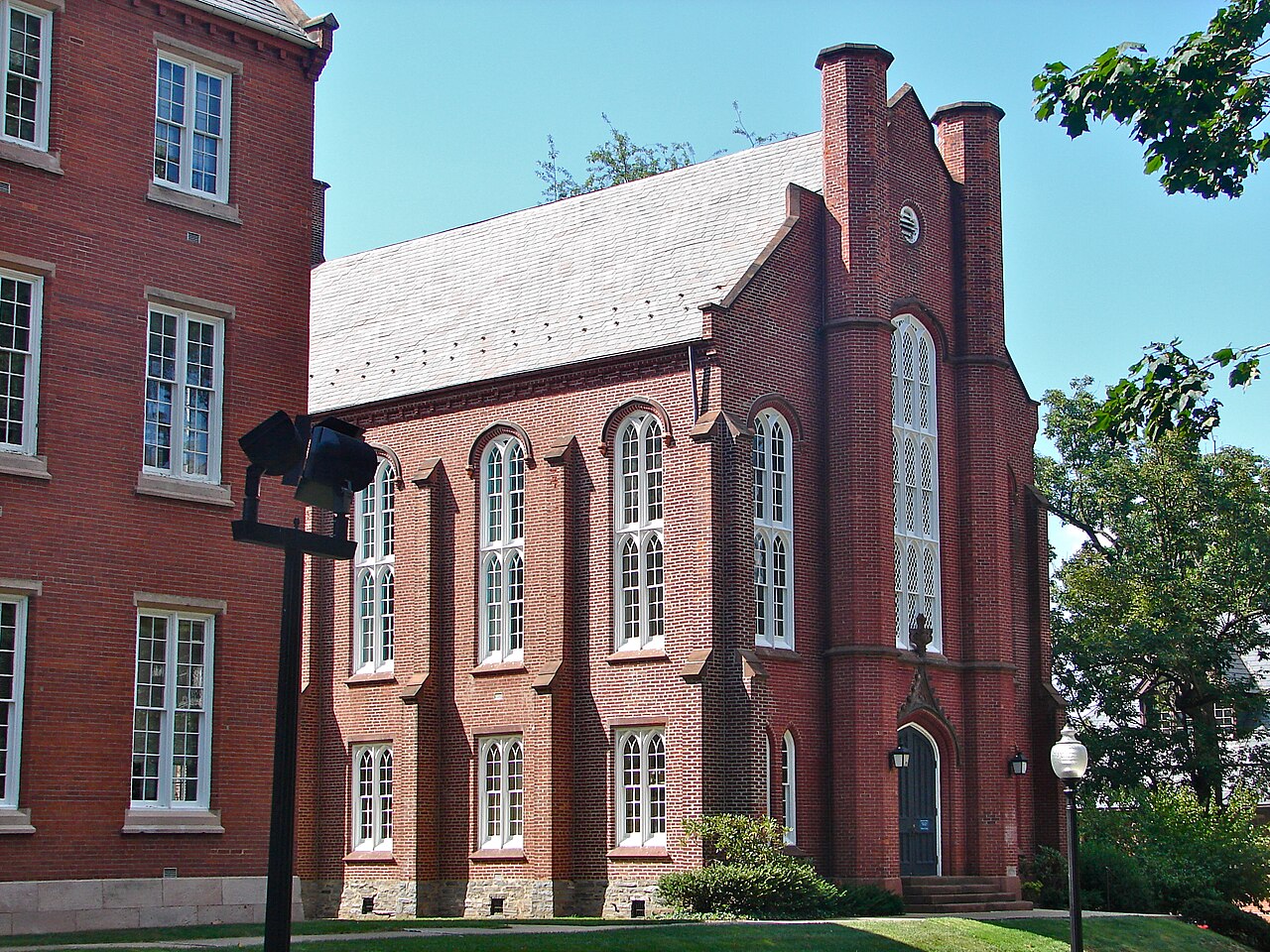 Алюмни-холл в Franklin & Marshall College