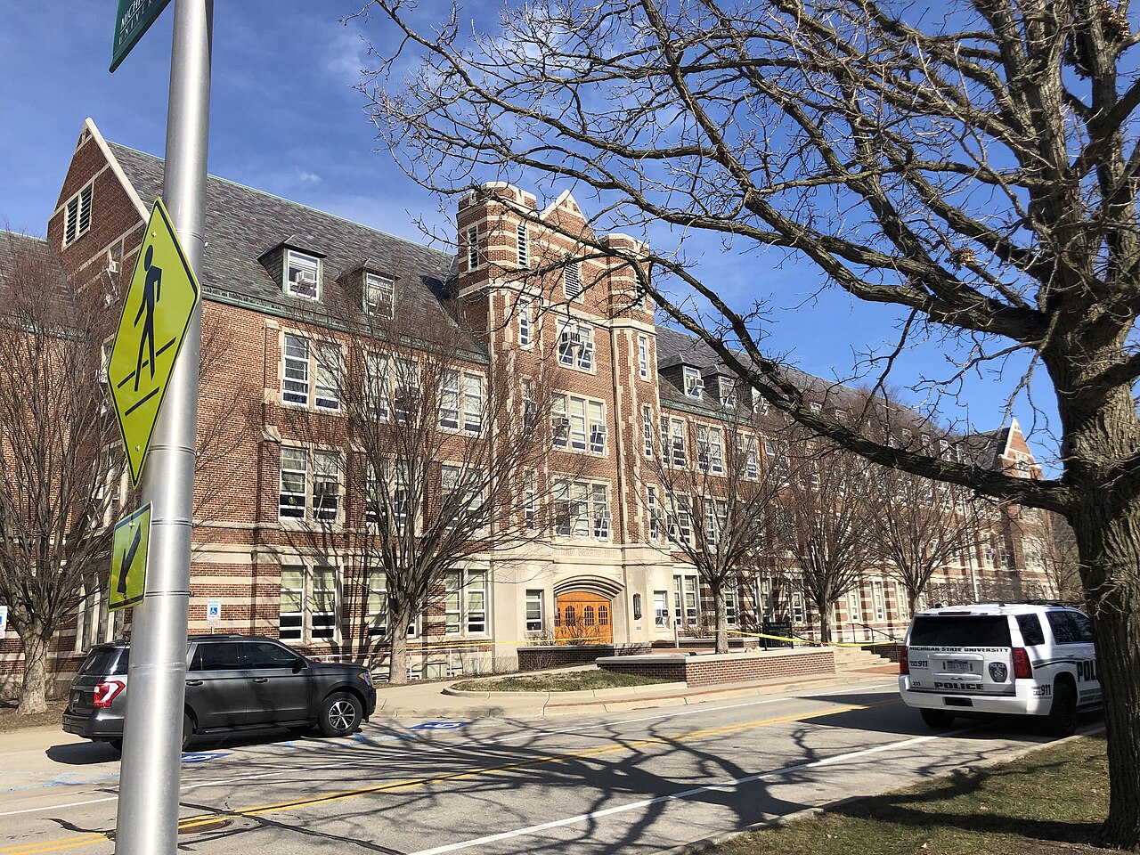 Кирпичные корпуса кампуса Michigan State