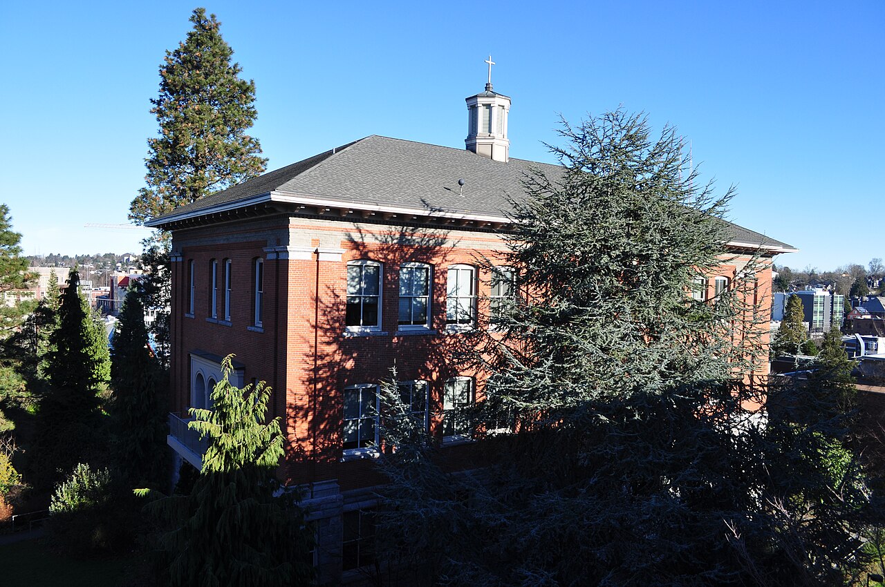 Гарранд-холл, Seattle University