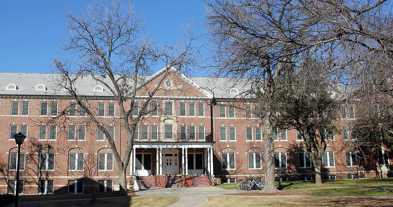 Виргиния-холл, Southern Methodist University
