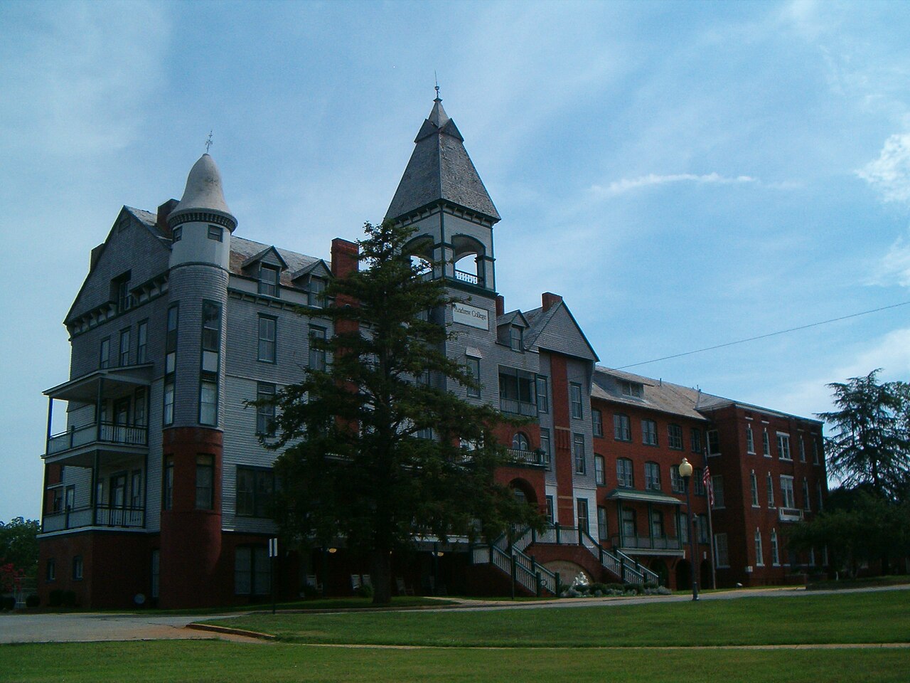 Викторианские корпуса Северного кампуса University of Georgia