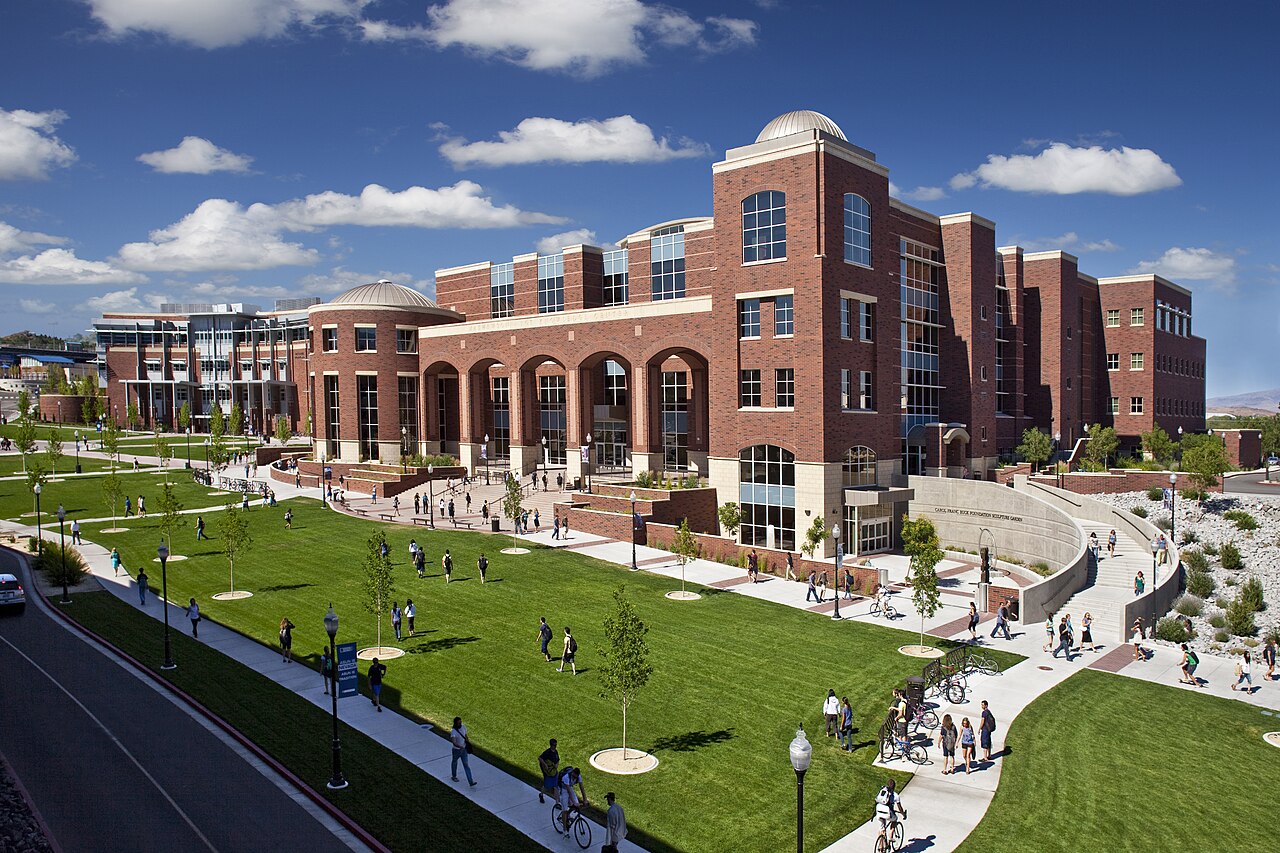 Центр знаний Мэтьюсон, University of Nevada Reno