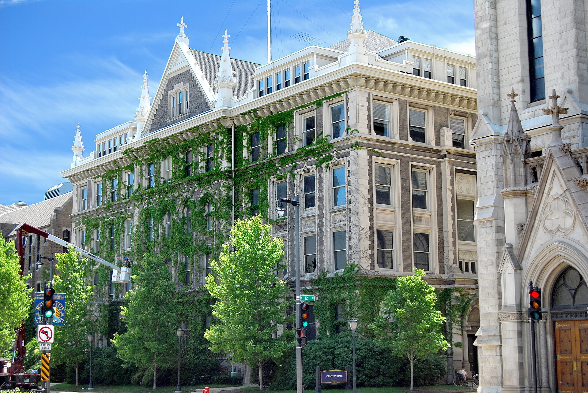 Кампус Marquette University