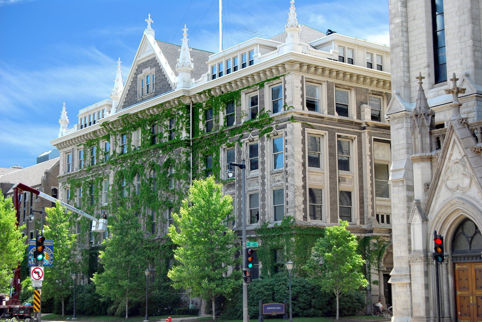 Кампус Marquette University