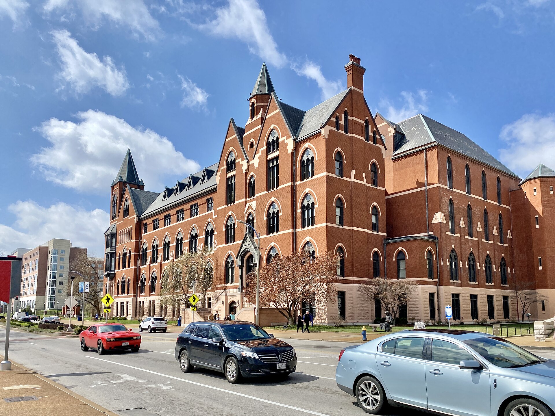 Кампус Saint Louis University