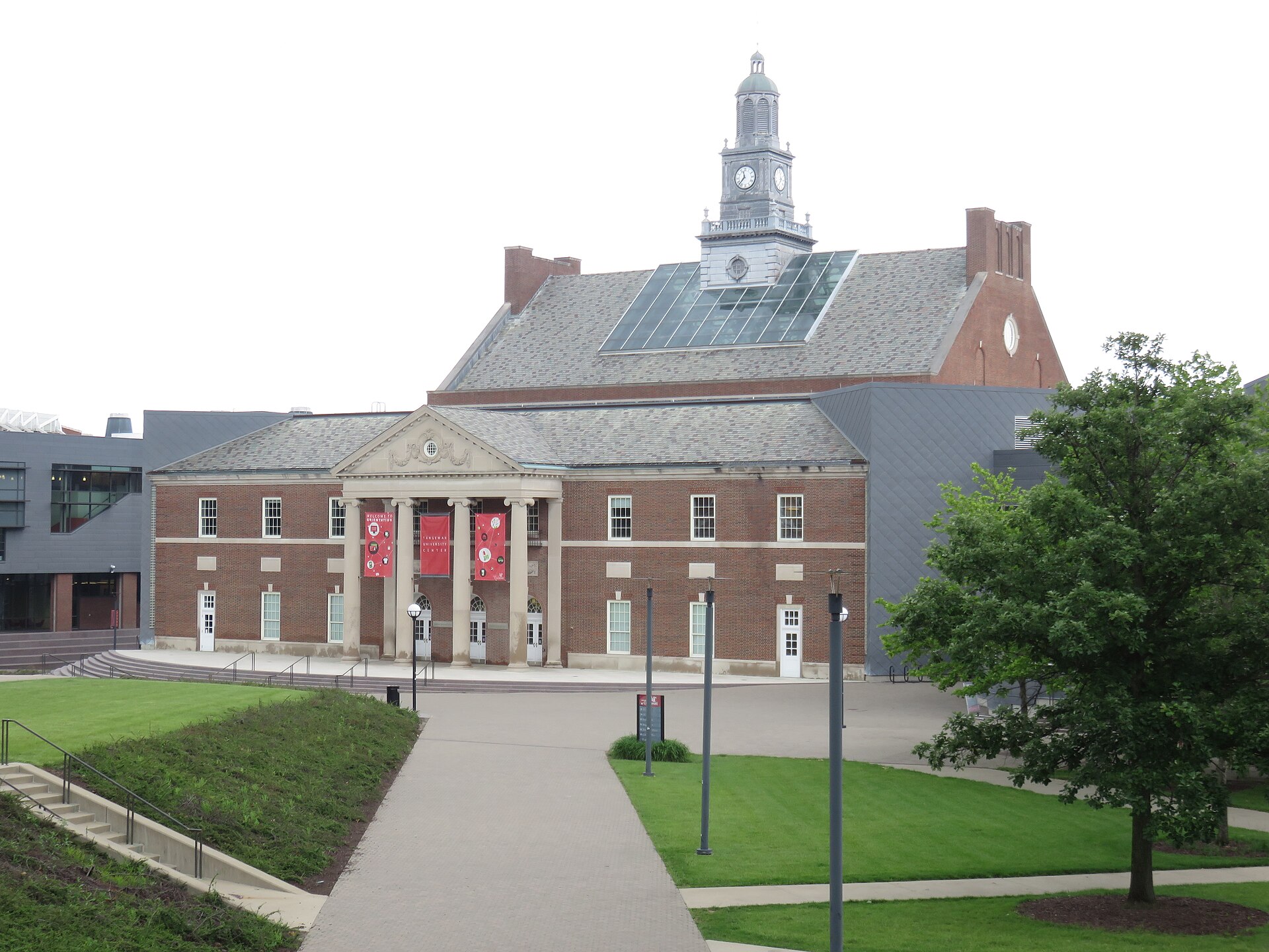 Кампус University of Cincinnati