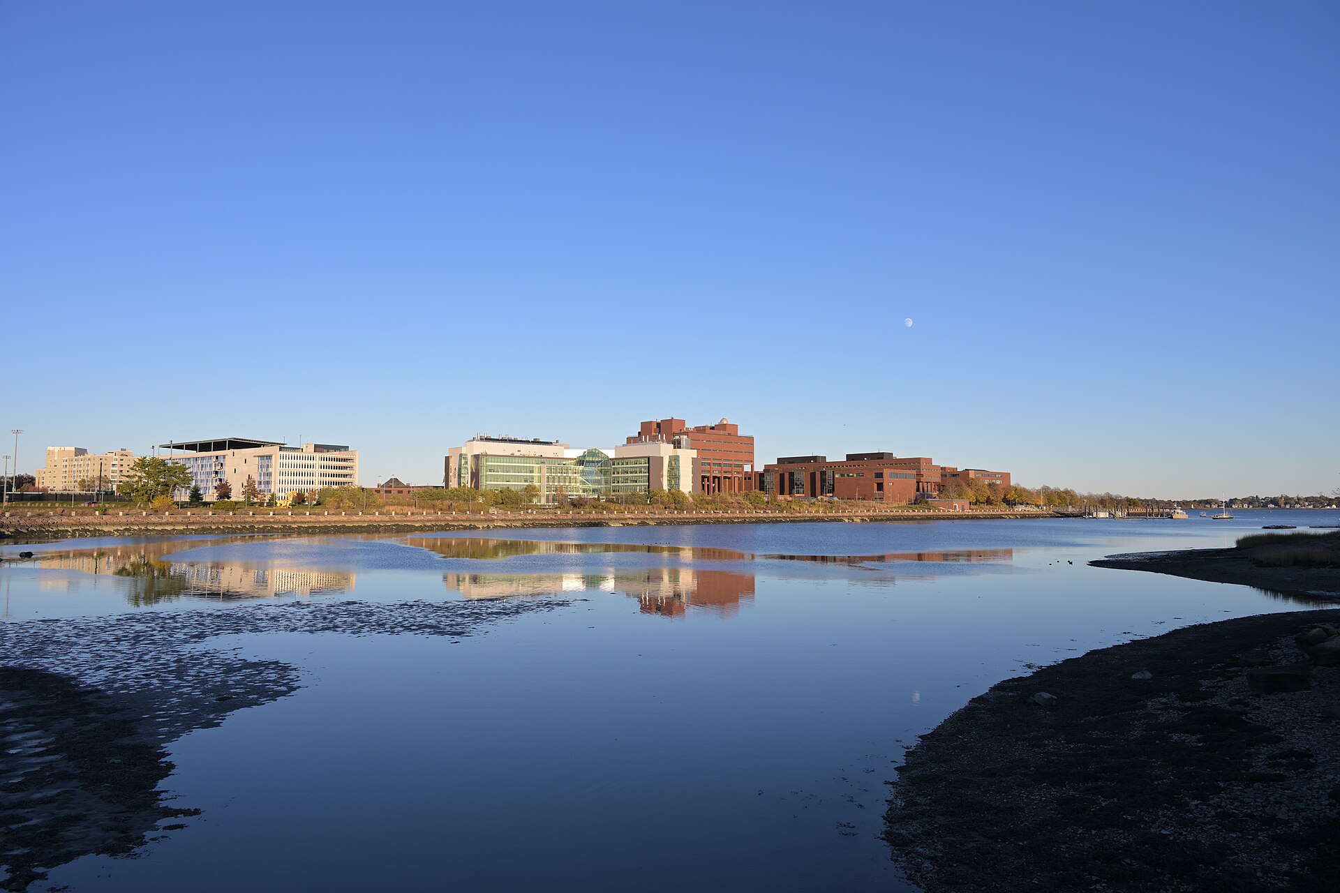 Кампус University of Massachusetts - Boston